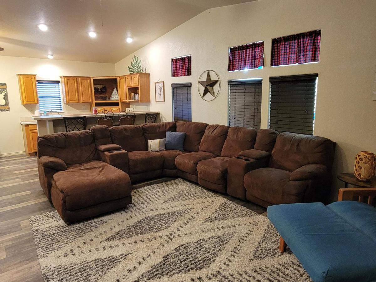 Parker Strip Pool House With Game Room! 외부 사진
